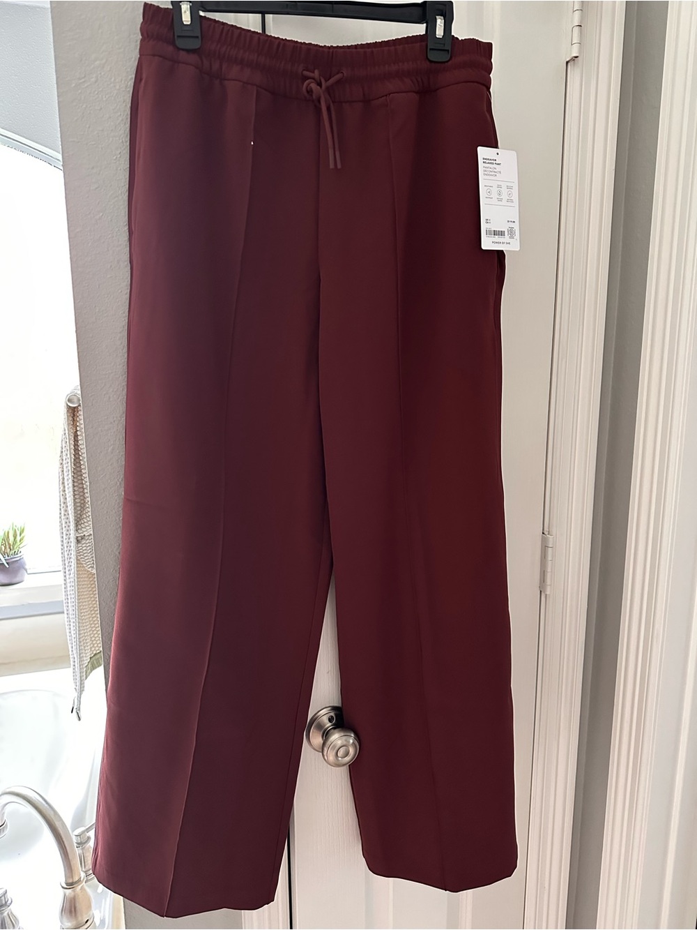 Athleta Wide-Leg Pull-On Pants in Burgundy